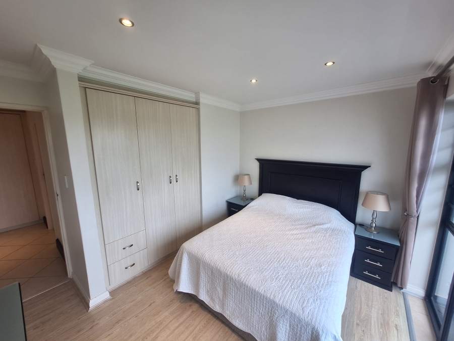 3 Bedroom Property for Sale in Wavecrest Eastern Cape